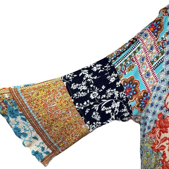 Calessa 2X-Large Tunic Top Embroidered Split V-Neck Floral Stretch 3/4 Sleeves - Picture 4 of 10